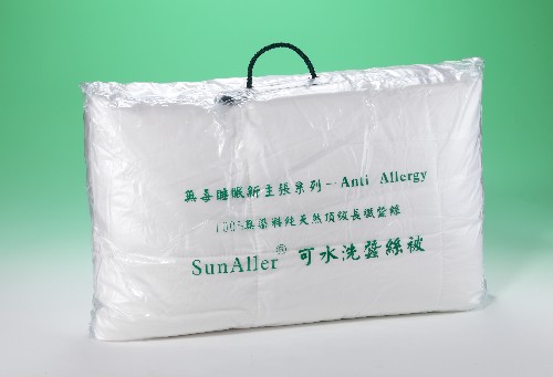 表布採SunAller Cotton II防塵蹣表布,打造FDA醫療豪華級防過敏原蠶絲被